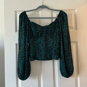 Abercrombie long sleeve ruched puffed sleeve slim top